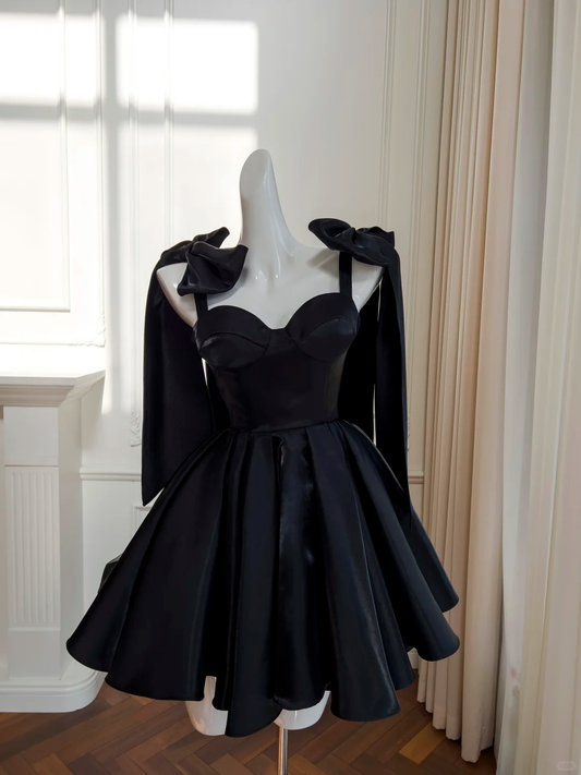 Vestido de fiesta corto de satén con escote en forma de corazón, corte en A, para regreso a casa y cumpleaños GG2674