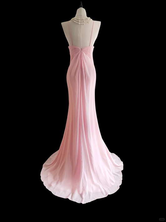 Vestido largo de gasa rosa con cuello halter y corte sirena, ideal para fiesta de graduación o de noche (GG2738)