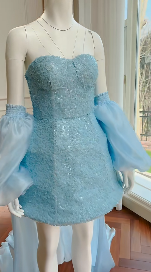 Vestido de fiesta corto azul pálido con lentejuelas y cola, sin tirantes, corte A, con purpurina, para regreso a casa y cumpleaños GG2793