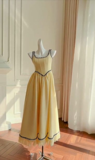Vestido largo de satén amarillo pastel, corte A, elegante, corte cuadrado, para fiesta de graduación o de noche, GG2796
