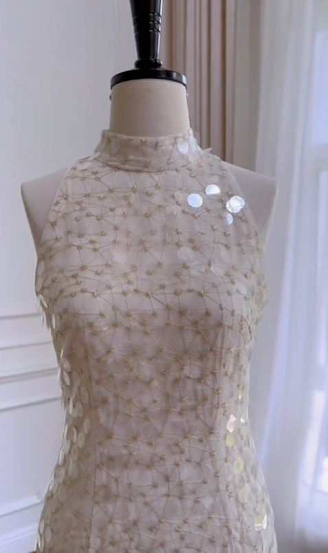 Elegante vestido de fiesta largo de satén con lentejuelas y escote halter estilo sirena, GG2800