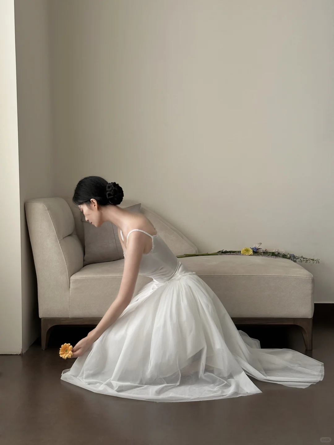 Vestido largo de satén blanco con tirantes finos, corte A, para fiesta de graduación o noche (GG2836)