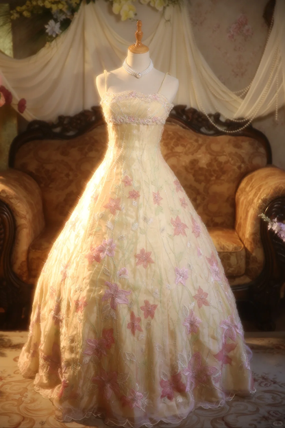 Hermoso vestido largo de fiesta, de noche y de satén amarillo pastel con tirantes finos y apliques de cuentas GG2871