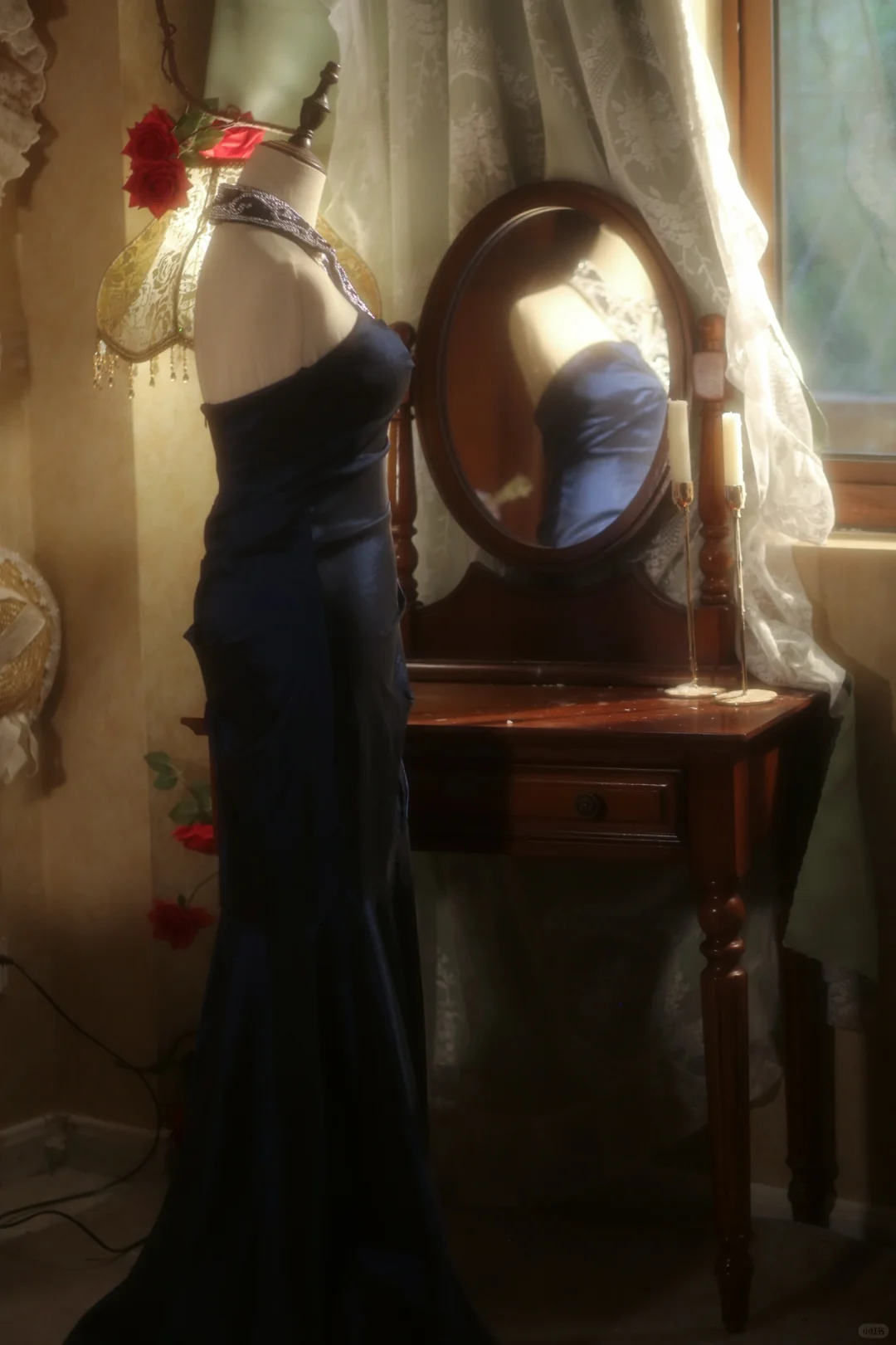 Vestido de fiesta, de noche y de satén azul marino con cuello halter y cuentas, estilo sirena, GG2879
