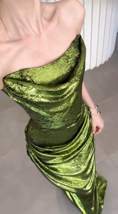 Elegante vestido de fiesta largo plisado de satén verde sin tirantes, corte sirena, para fiesta de graduación o de noche GG2914