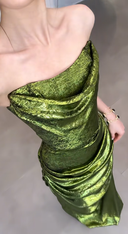 Elegante vestido de fiesta largo plisado de satén verde sin tirantes, corte sirena, para fiesta de graduación o de noche GG2914