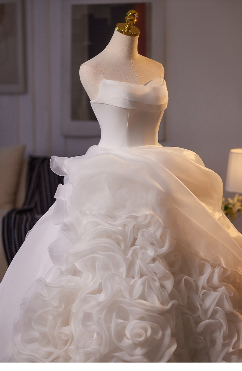 Vintage Elegant Ball Gown Strapless White Satin Chiffon Long Wedding Dress GG2976