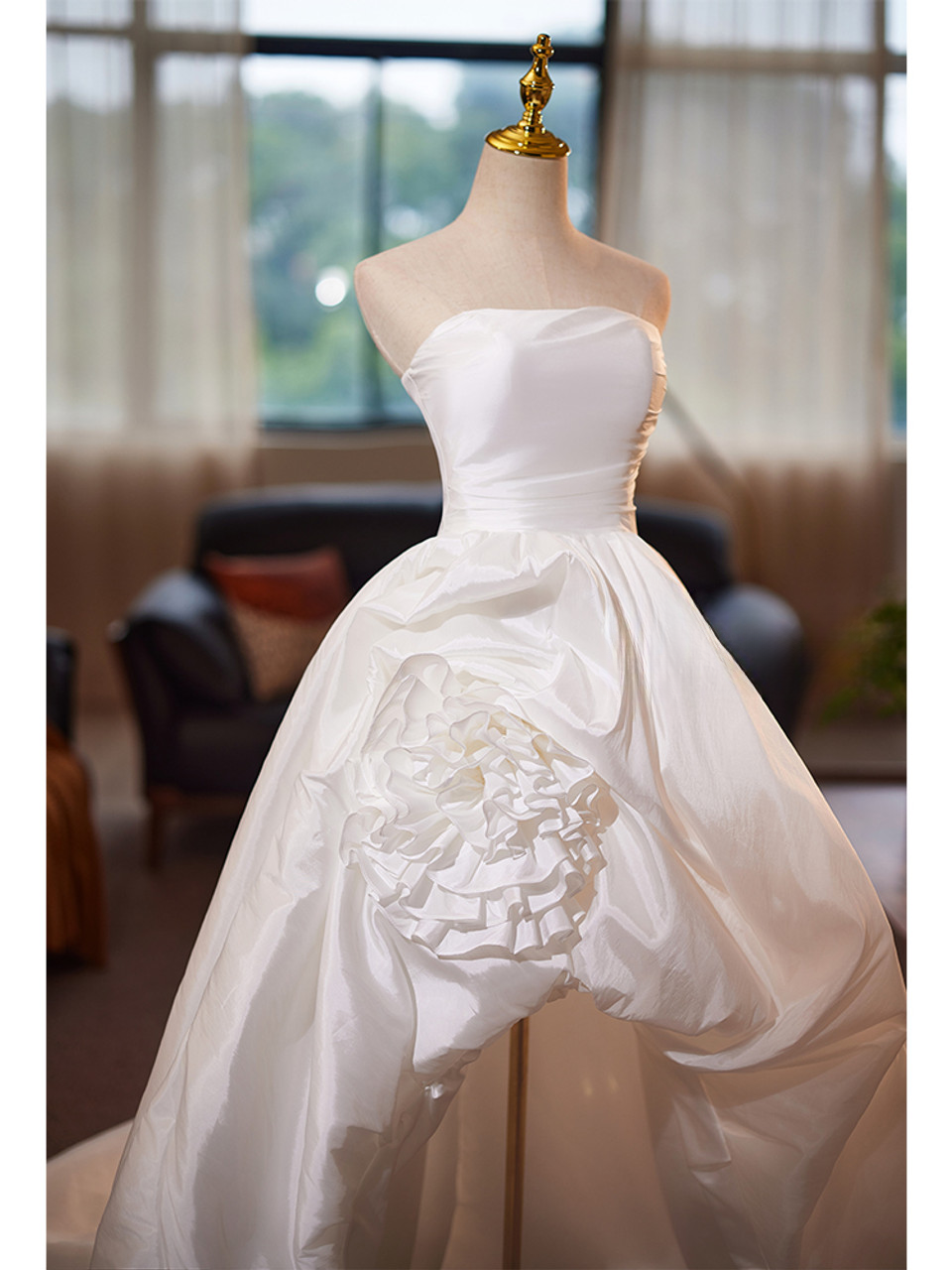 Unique Ball Gown Strapless Satin Long Wedding Dress GG2978