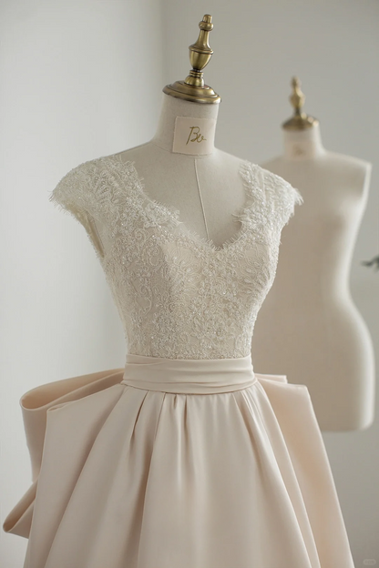 Vestido de novia largo con escote en V y encaje satinado color champán, único en su tipo, GG2990