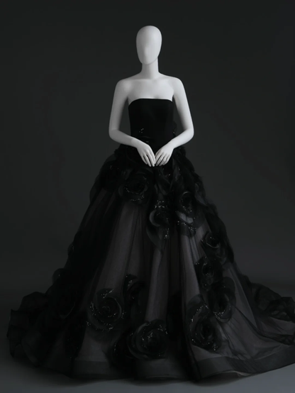 Vestido de novia largo de satén y tul con flores, sin tirantes, color negro, GG2999