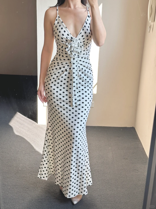 Vestido largo de satén con tirantes finos y corte sirena, ideal para fiesta de graduación o de noche (GG3063)