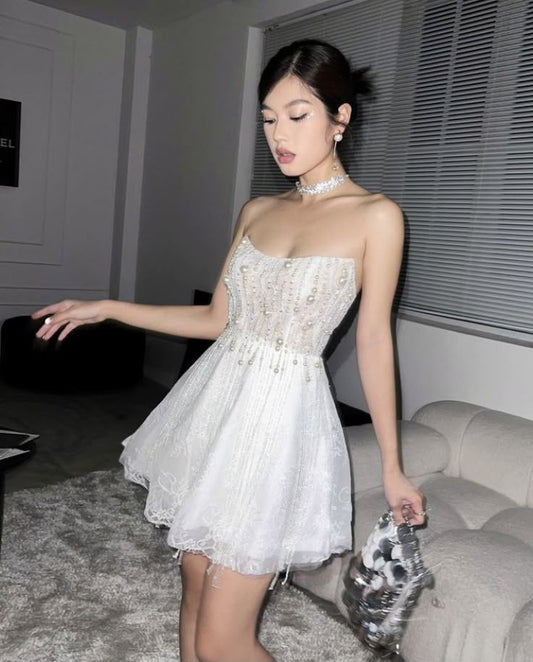 Elegante vestido de fiesta corto de tul blanco sin tirantes, con encaje y cuentas, para regreso a casa y cumpleaños GG3092