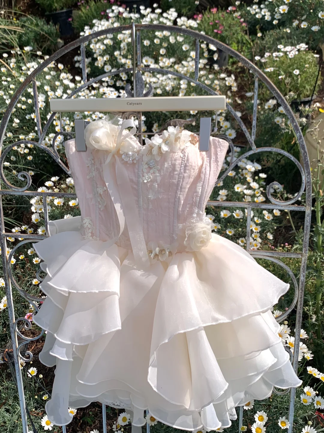Vestido de fiesta corto de satén rosa, sin tirantes, con apliques de gasa, corte A, para regreso a casa y cumpleaños, GG3093