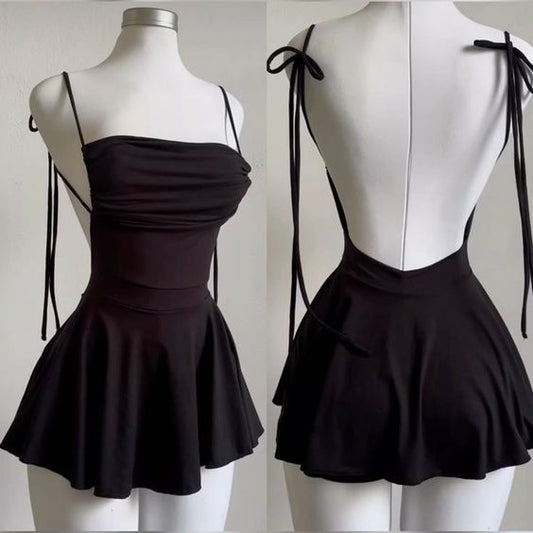 Vestido de fiesta negro de satén con tirantes finos, corte A, corto, sin espalda, para regreso a casa y cumpleaños GG3108