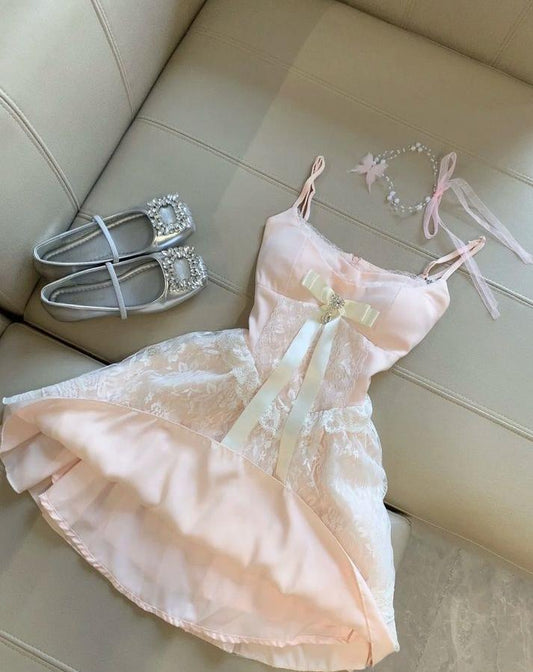 Vestido de fiesta corto de satén rosa con tirantes finos, corte A, encaje, para regreso a casa y cumpleaños GG3125