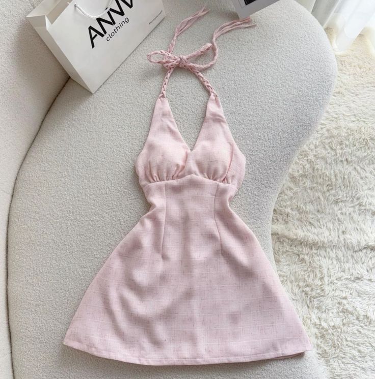 Vestido de fiesta corto de satén con cuello halter, corte A, elegante, color rosa, para regreso a casa y cumpleaños, GG3163