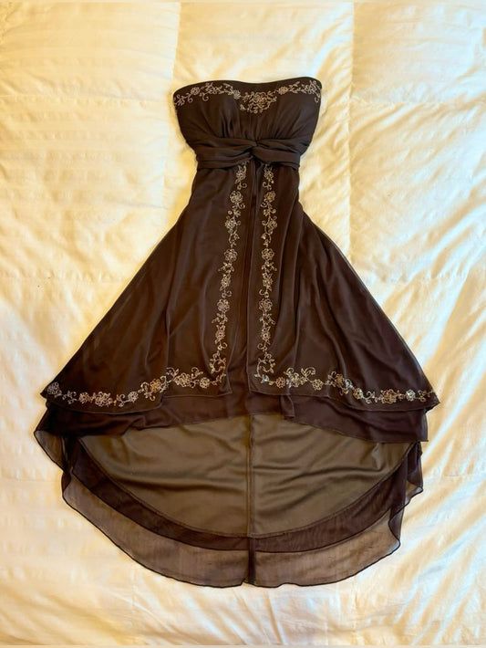 Vestido de fiesta corto elegante de gasa color chocolate, sin tirantes, corte A, con apliques, para regreso a casa y cumpleaños GG3240