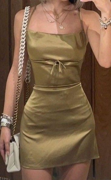Vestido de fiesta corto de satén con escote halter y corte sirena, sencillo, para regreso a casa y cumpleaños GG3285