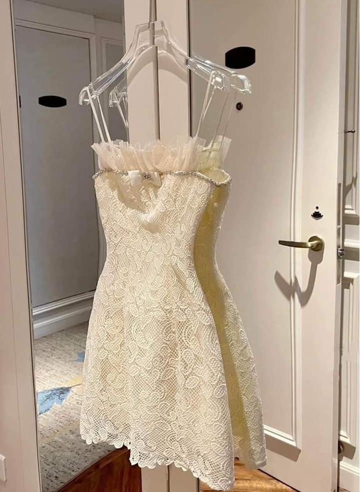 Elegante vestido de fiesta corto de encaje con tirantes finos, corte A, para regreso a casa y cumpleaños GG3312