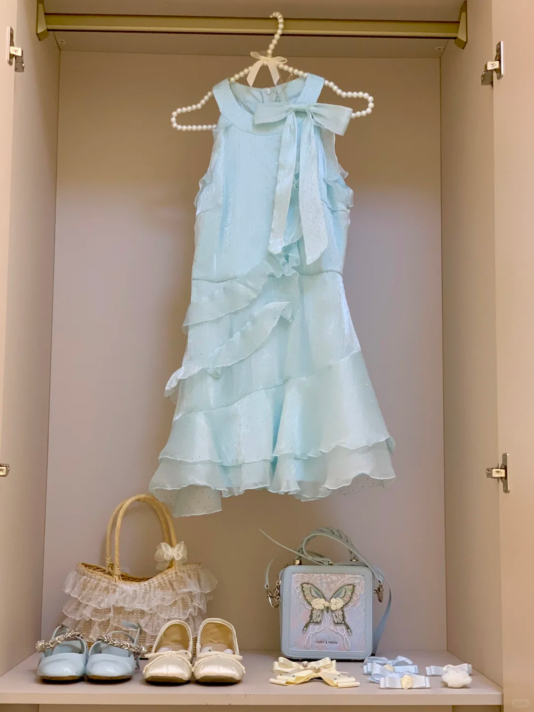 Elegante vestido de fiesta corto de satén con cuello halter y volantes de gasa, vestido de verano para 18 cumpleaños GG3899