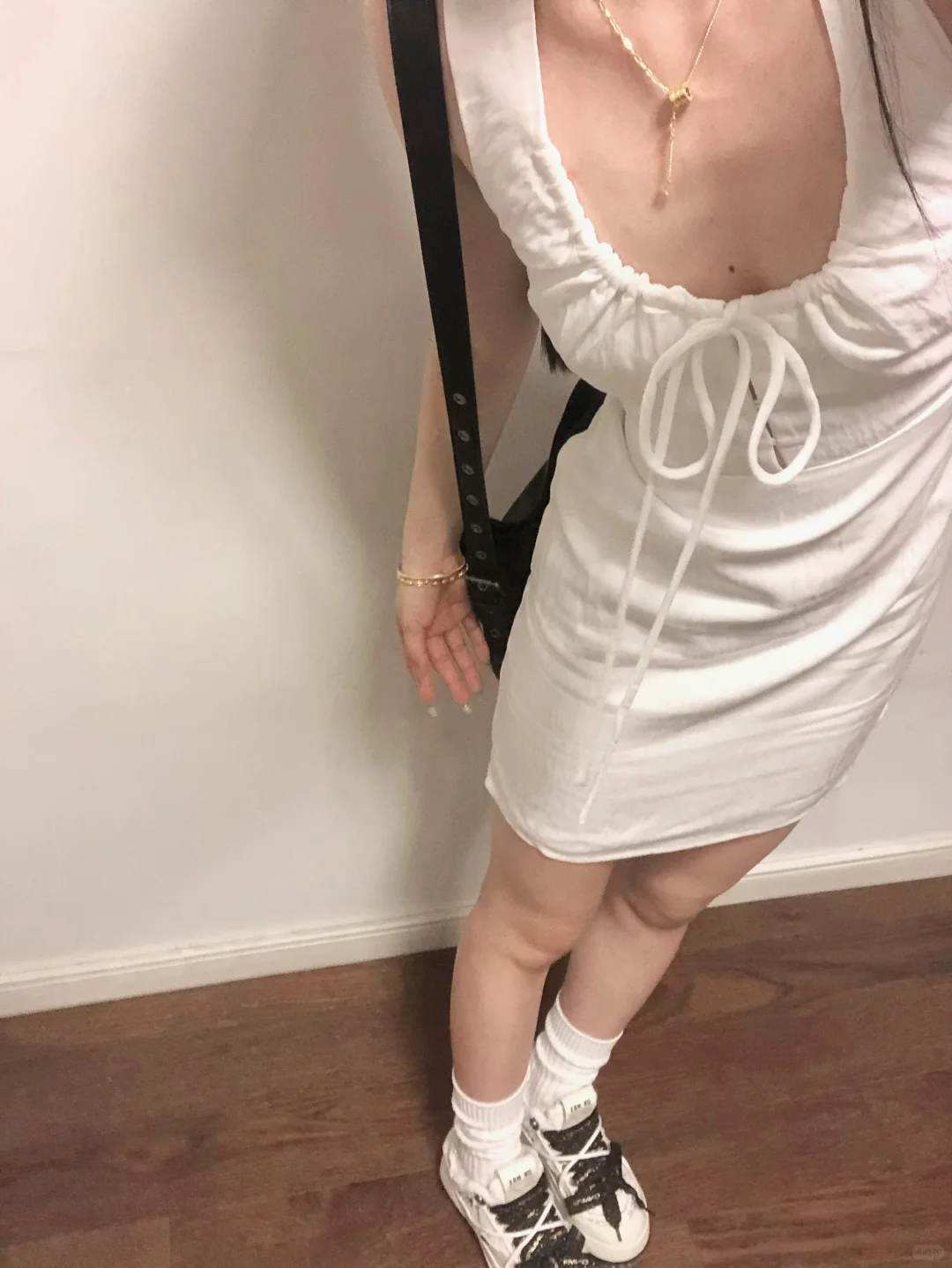Elegante vestido de fiesta corto de satén estilo sirena para celebrar 20 años en verano GG3908