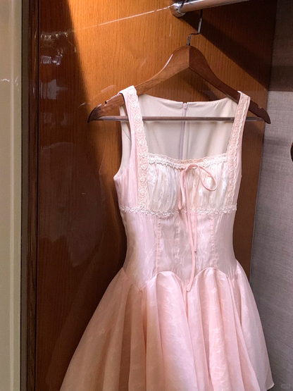 Vestido corto de satén rosa con corte en A y corte cuadrado para fiesta de bienvenida, ideal para cumpleaños número 16, GG3938