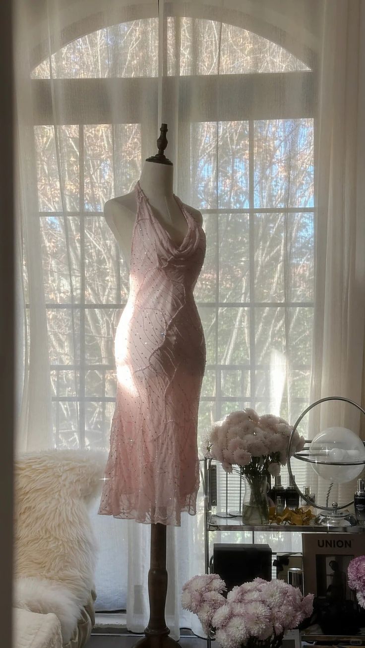 Impresionante vestido de fiesta corto de sirena con cuello halter, satén rosa, tul y lentejuelas, sin espalda, para celebrar 18 cumpleaños en verano, GG3956