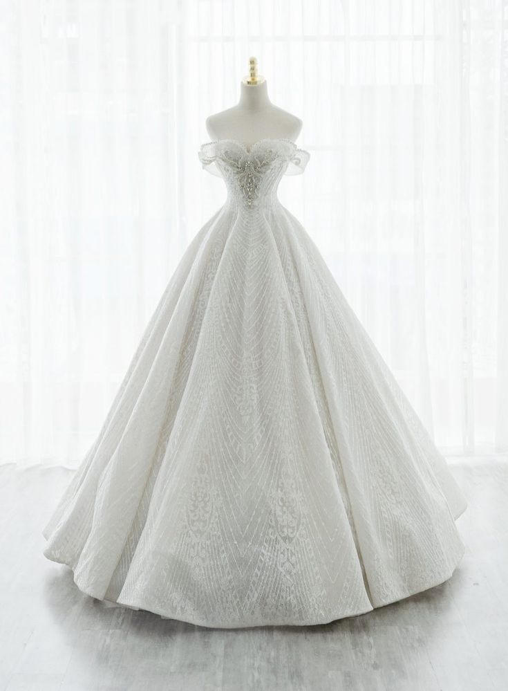 Hermoso vestido de fiesta largo de satén blanco con hombros descubiertos y cuentas, vestido de novia o de noche GG486