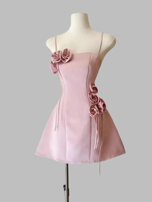 Vestido de fiesta corto elegante de satén con tirantes finos, corte A, flores, para regreso a casa y noche GG595