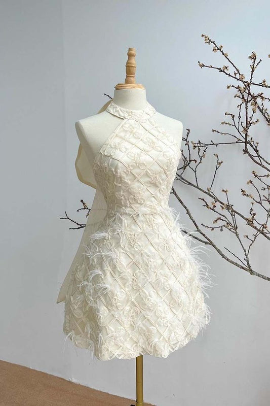 Vestido de fiesta corto elegante de satén con escote halter y plumas, vestido de regreso a casa y vestido de noche GG781