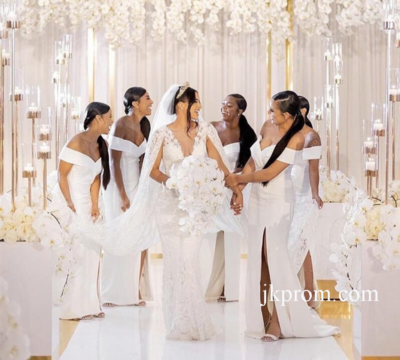 Vestidos de dama de honor modestos de sirena de satén de seda con abertura lateral, vestido de fiesta de boda blanco