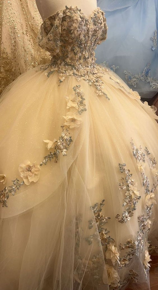Vestido de quinceañera color champán con flores, vestido de fiesta de 16 años con hombros descubiertos