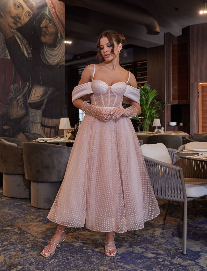 Elegant A Line Off the Shoulder Light Pink Tulle Prom Dress Evening Dress SH2257