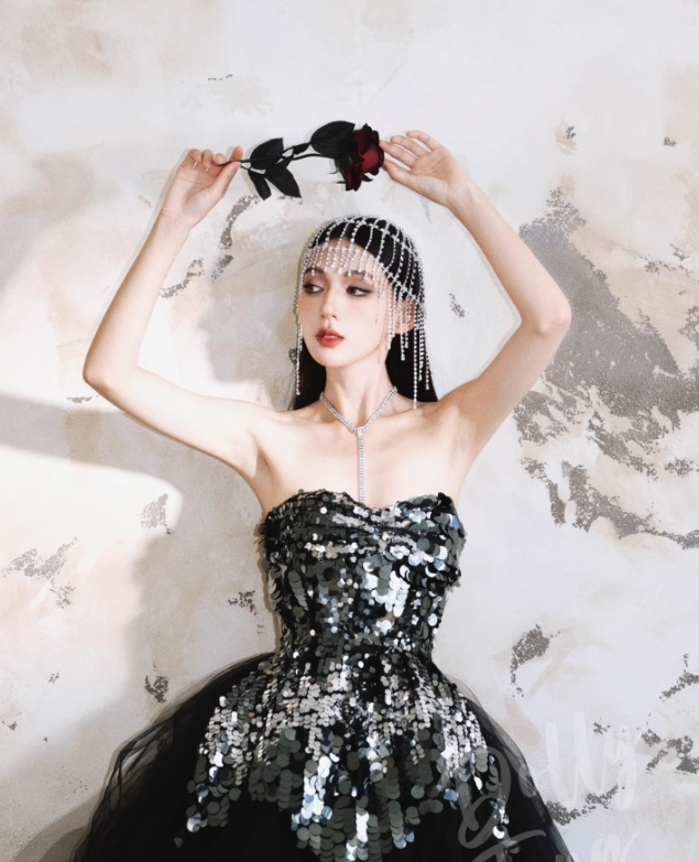 Shiny Black Sequin A Line Sweetheart Neck Tulle Homecoming Dress Cocktail Dress SH3580