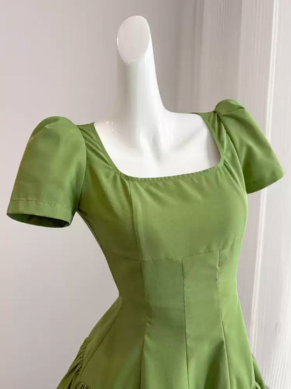 Green retro square neck homecoming dress for women summer short chic unique design small high-end dress 11289