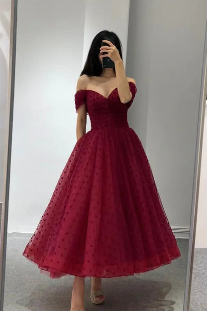 Elegantes vestidos de noche burdeos para graduación, vestidos de fiesta de corte A, vestidos de gala con hombros descubiertos