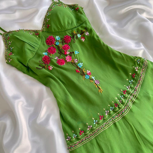 Grass Green Exquisite Floral Embroidery Spring Fairy Retro Fashion Spaghetti Strap Midi satin Ball Gown Evening Dress Birthday Party Dress Prom Dress gh3647