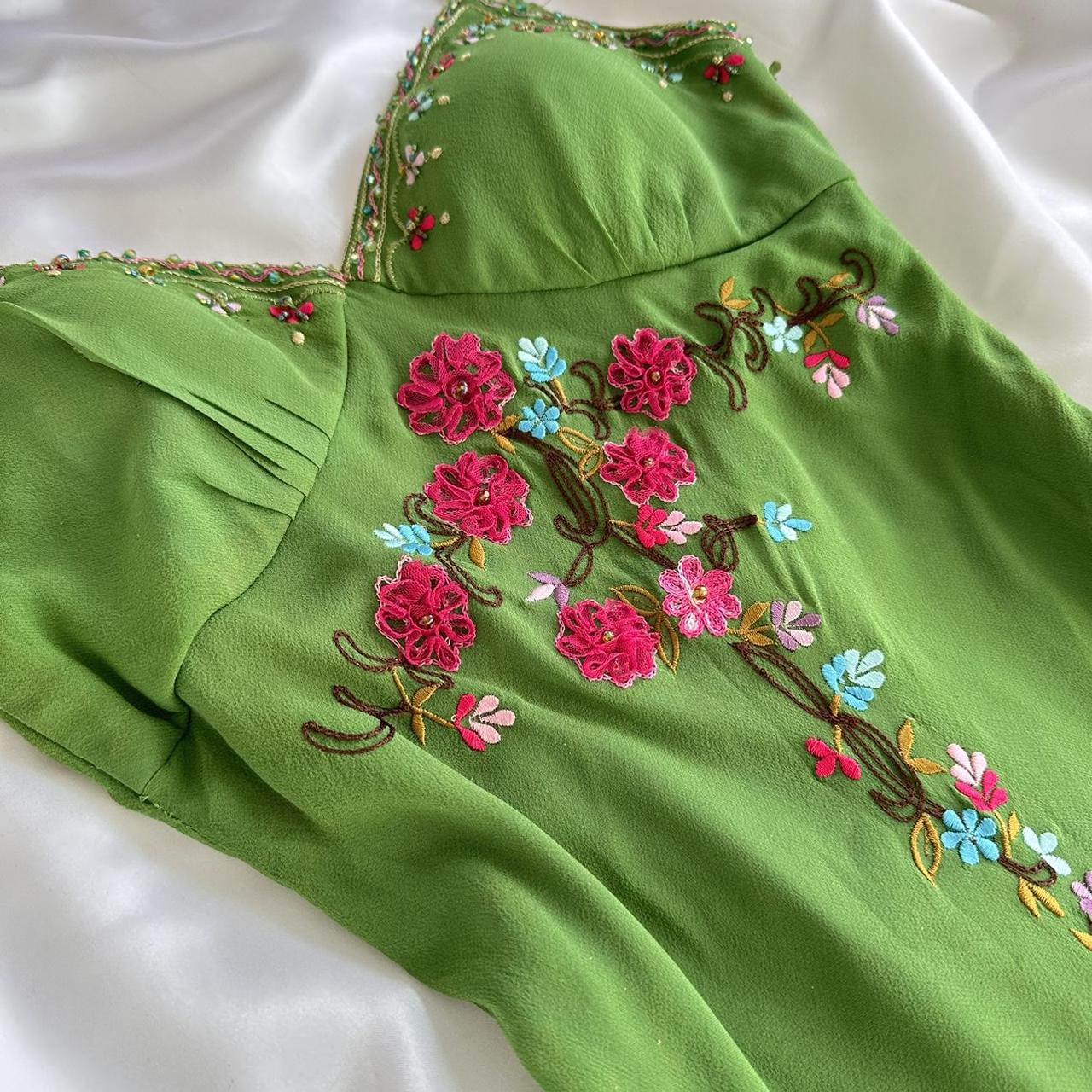 Grass Green Exquisite Floral Embroidery Spring Fairy Retro Fashion Spaghetti Strap Midi satin Ball Gown Evening Dress Birthday Party Dress Prom Dress gh3647