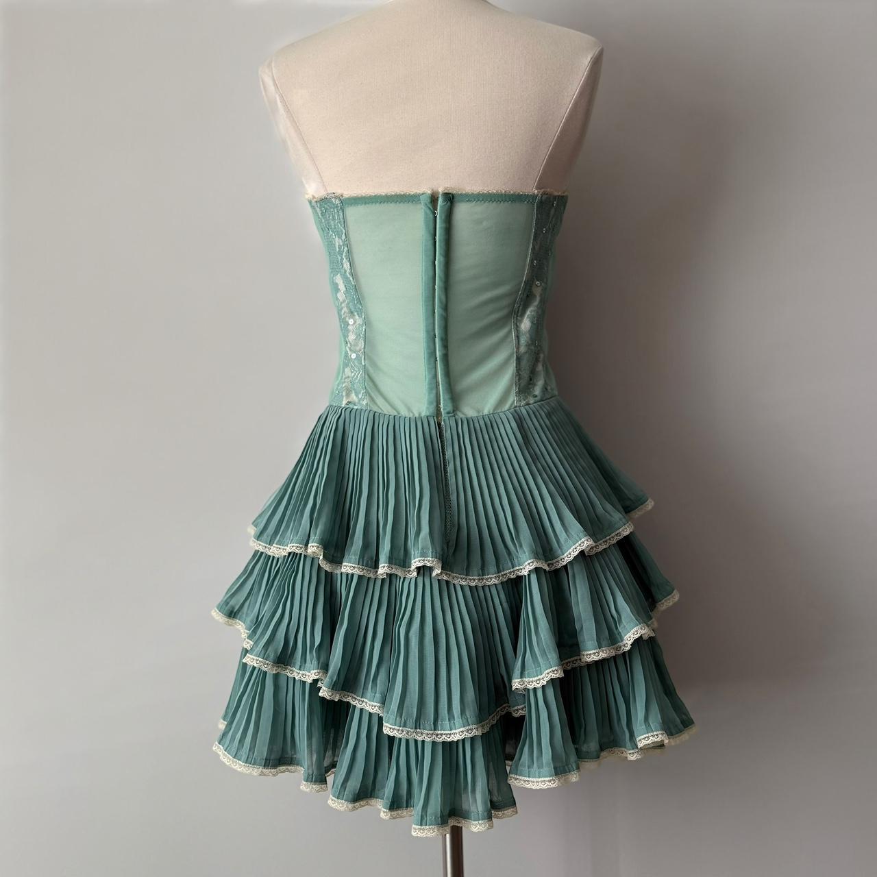 Vintage Green Beaded Design Elegant Sleeveless Strapless Tiered Homecoming Dress TP3509