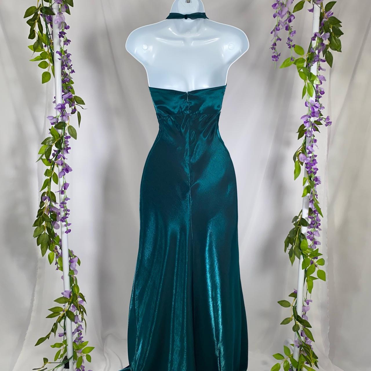 Green Fashion Elegant V-neck Halter Backless Lace-up Long Satin Floor-length prom dress Evening Gown Party Dress gh3581