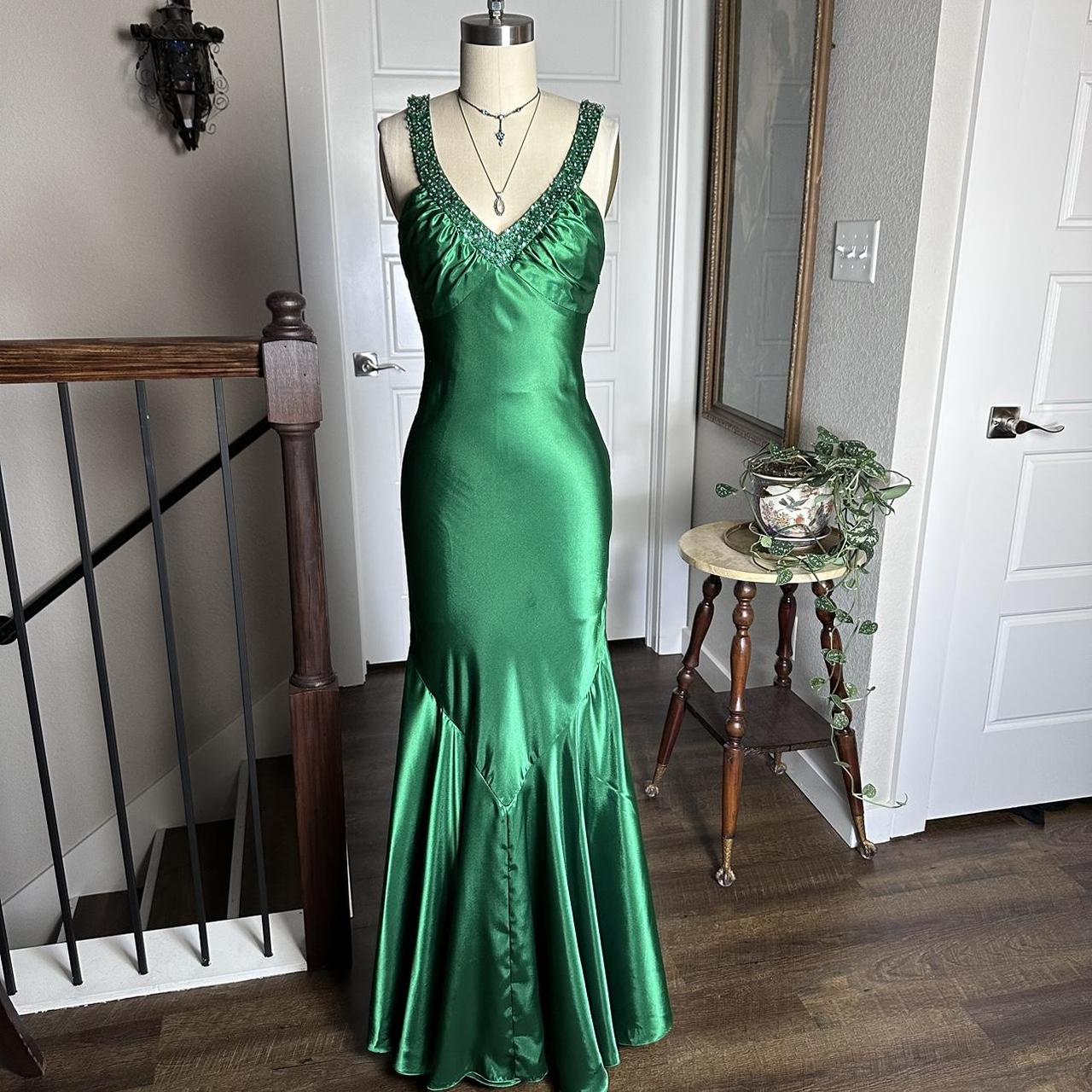 Green Shiny Vintage Fashion Sexy V-neck Rhinestone Bodycon Long Satin Backless Formal Prom Dress Evening Dress Party Dress gh3688