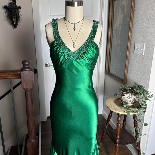 Green Shiny Vintage Fashion Sexy V-neck Rhinestone Bodycon Long Satin Backless Formal Prom Dress Evening Dress Party Dress gh3688