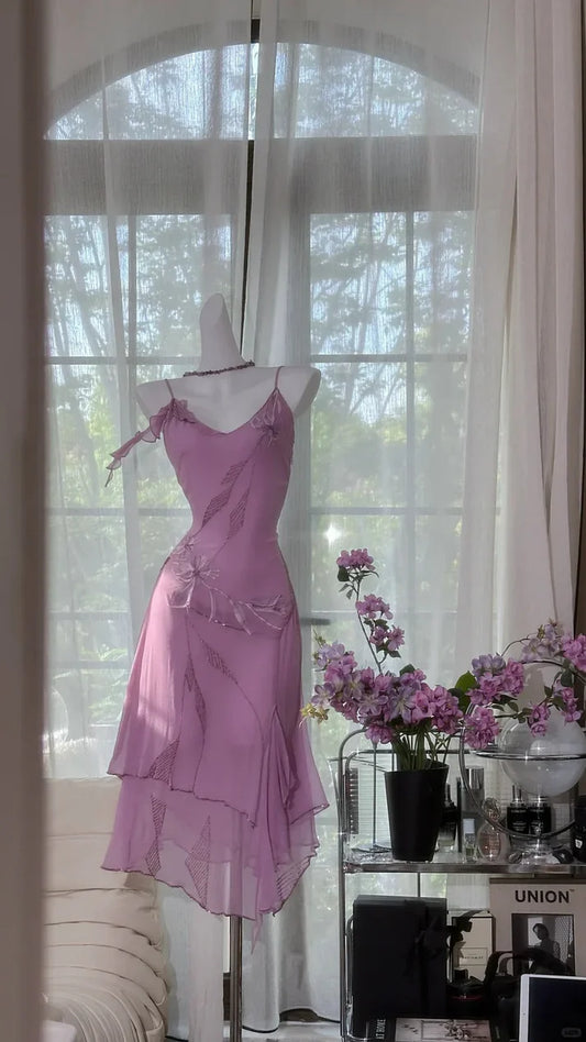Hermoso vestido de fiesta de gasa con tirantes finos y apliques en rosa, TP4303