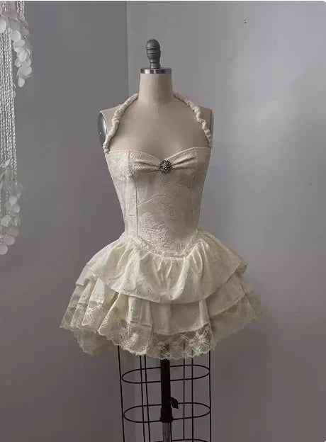 Vestido de fiesta vintage beige con escote en forma de A y apliques de corazón, elegante, con capas, para regreso a casa, TP4139