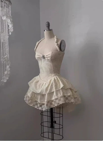 Vestido de fiesta vintage beige con escote en forma de A y apliques de corazón, elegante, con capas, para regreso a casa, TP4139