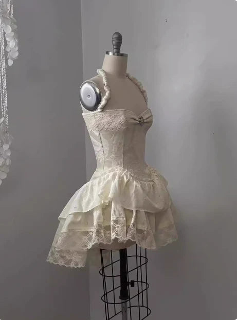 Vestido de fiesta vintage beige con escote en forma de A y apliques de corazón, elegante, con capas, para regreso a casa, TP4139