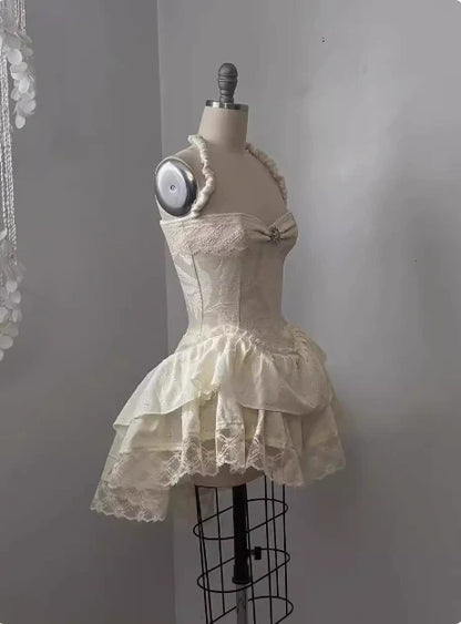 Vestido de fiesta vintage beige con escote en forma de A y apliques de corazón, elegante, con capas, para regreso a casa, TP4139