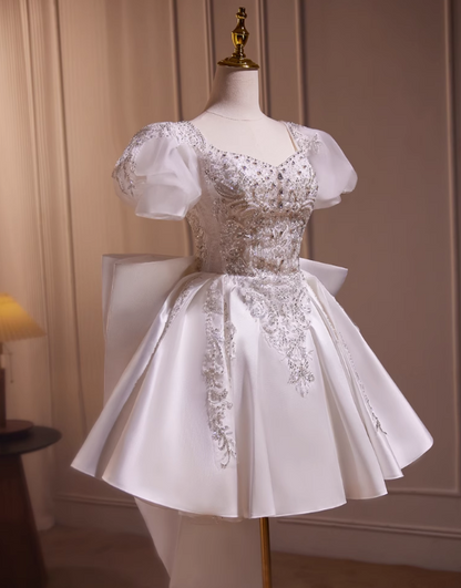 Elegant White Embroidery Beaded Bow Design A-line Spaghetti Strap Short Homecoming Dress TP3465
