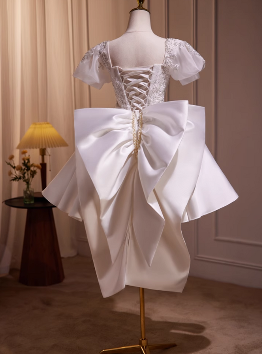 Elegant White Embroidery Beaded Bow Design A-line Spaghetti Strap Short Homecoming Dress TP3465