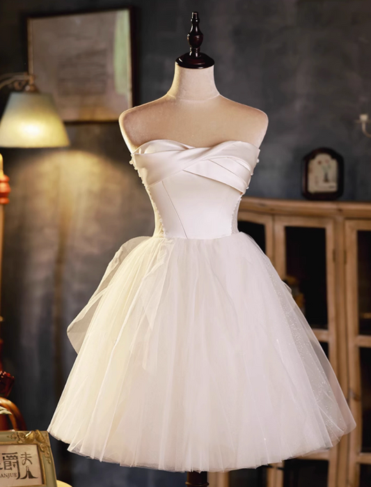 Elegant White Simple Design Satin Mesh Sleeveless Strapless Homecoming Dress TP3468